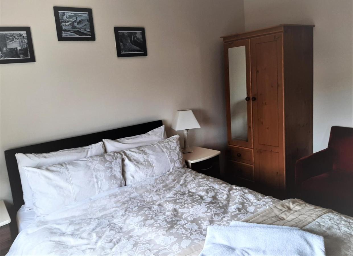 Aaron Vale B&B Drogheda Eksteriør billede